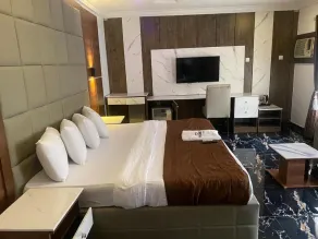Presken Hotel Castle, Opebi Lagos - Room