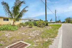 Pet-friendly Jensen Beach Home w/ Yard Near Ocean! - Interiør