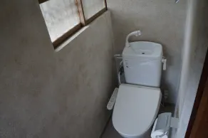 Moon's Cafe - Bathroom