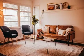 The Burrow-Cozy 3 BDRM HM - Free Parking - Chambre