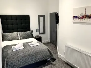 Victory hot tub house - Room