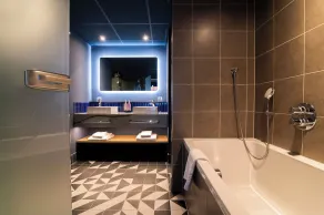 TRIBE Hotel Den Haag Centraal - Opened December 2025 - Chambre
