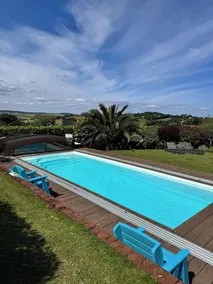 Halekulani Devon Homestay - Pool
