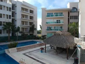 Condos Cmarina - Pool