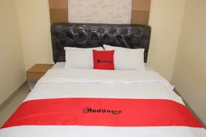 RedDoorz Syariah near Jogja City Mall 2 - Værelse