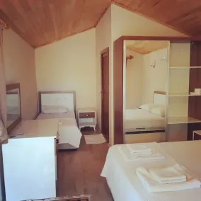Secret Garden Hotel & Bungalows - Room