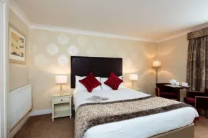 Red Hall Hotel - Room