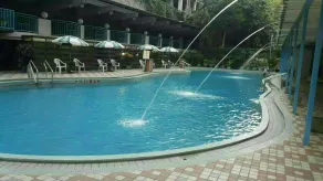 Yi Sian Hot Spring Hotel - Pool