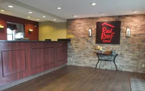 Red Roof Inn Cookeville - Tennessee Tech - Lobby