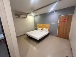 Hotel Sriveda - Chambre