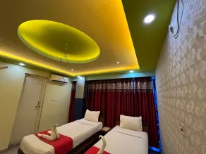 The Ritz - Room