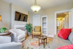 Walk to Garden & Restaurants: Zanesville Apartment - Innenbereich