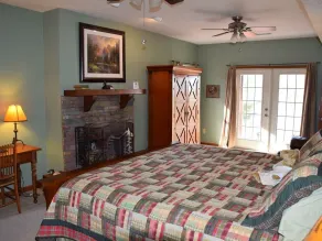 Long Mountain Lodge Bed & Breakfast - Chambre