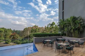 Holiday Inn - Nairobi Two Rivers Mall by IHG - Pool