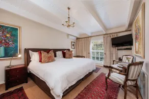 Maison Chablis Guest House - Room