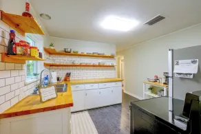 Centrally Located Hot Springs Home w/ Deck! - Interiør