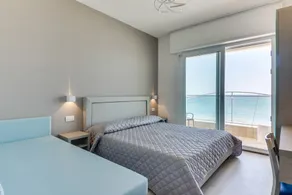 Residence Marittimo Riccione - Zimmer