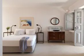 Ikia Kriton - Room