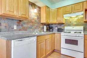 Three Bears Resort Adventure Base w/ Lake Access - Interior