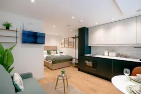 Lindenstone Stylish & Comfortable Stays in the Heart of Maidstone - Habitación