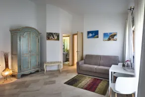 Iconic Luxury Suites - Wohnbereich