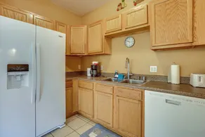11 Mi to Dtwn Houston: Pet-friendly Home w/ Yard! - Interior