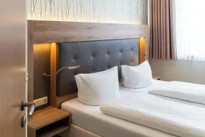 SleepBEEONE Wilhelmshaven - Room
