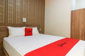 RedDoorz near Jogja Kembali Monument 3 - Chambre