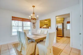 Lakefront Arkansas Abode - Deck, Grill & Fire Pit! - Interior