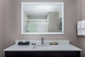 La Quinta by Wyndham Kennesaw - Salle de bain