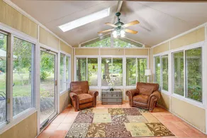 Quiet Retreat in Bluffton: Fish, Hike & Golf - Interior