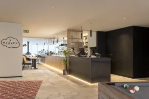PREMIER SUITES Antwerp - Reception