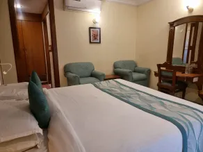 Hotel Maurya Residency - Værelse