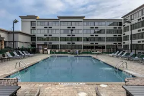 DoubleTree by Hilton Greensboro Airport - Piscine