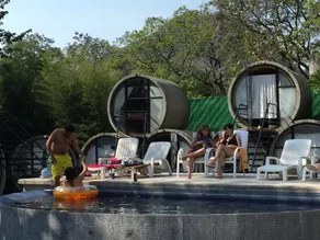 Tubohotel - Pool