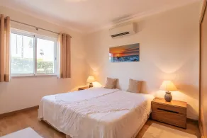 Villa 'Costa' con piscina privata, Wi-Fi e aria condizionata - Camera