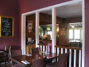 Oak Inn - Restaurant