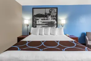 Super 8 by Wyndham Dubuque - Chambre