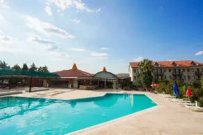 Halıcı Termal Otel - Pool