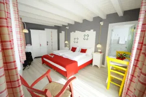 Horse House - Quarto