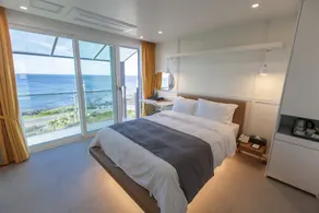 Rich Hotel - Camera