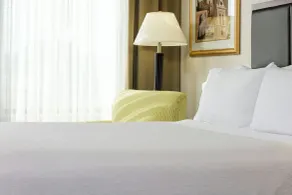 Holiday Inn Manchester Airport by IHG - Room