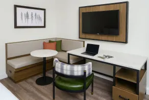 The Woodrose- NEWLY RENOVATED - Zimmer