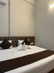 Crown Town Hotel - Kalamassery - Chambre