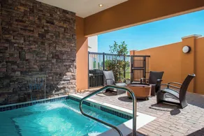 Courtyard by Marriott Columbus - Piscine