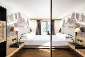 Ciampedie Luxury Alpine Spa Hotel - Rum