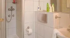 Hotelgarni Frankfurt - Salle de bain