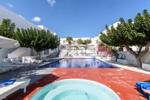RK Beach Hotel - Piscine