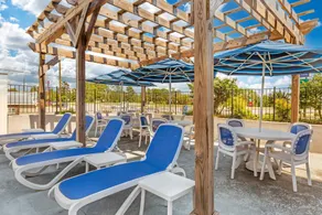 Quality Inn & Suites Spring Lake - Fayetteville near Fort Bragg - Piscine