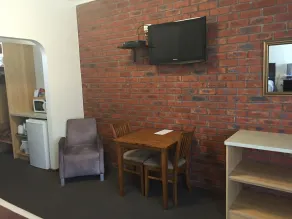 Ploughmans Motor Inn - Habitación